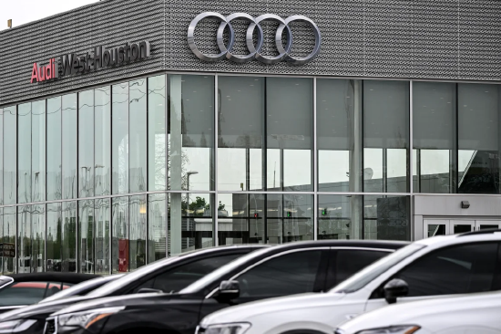 美国这一关键商业领域拥有巨额贸易顺差,但其就业岗位在贸易战中岌岌可危